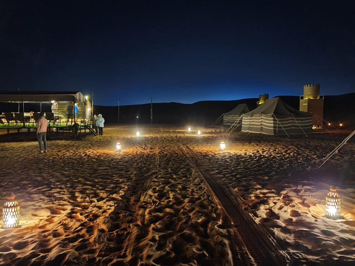 Crescent Desert Private Camp Shahiq Luaran gambar