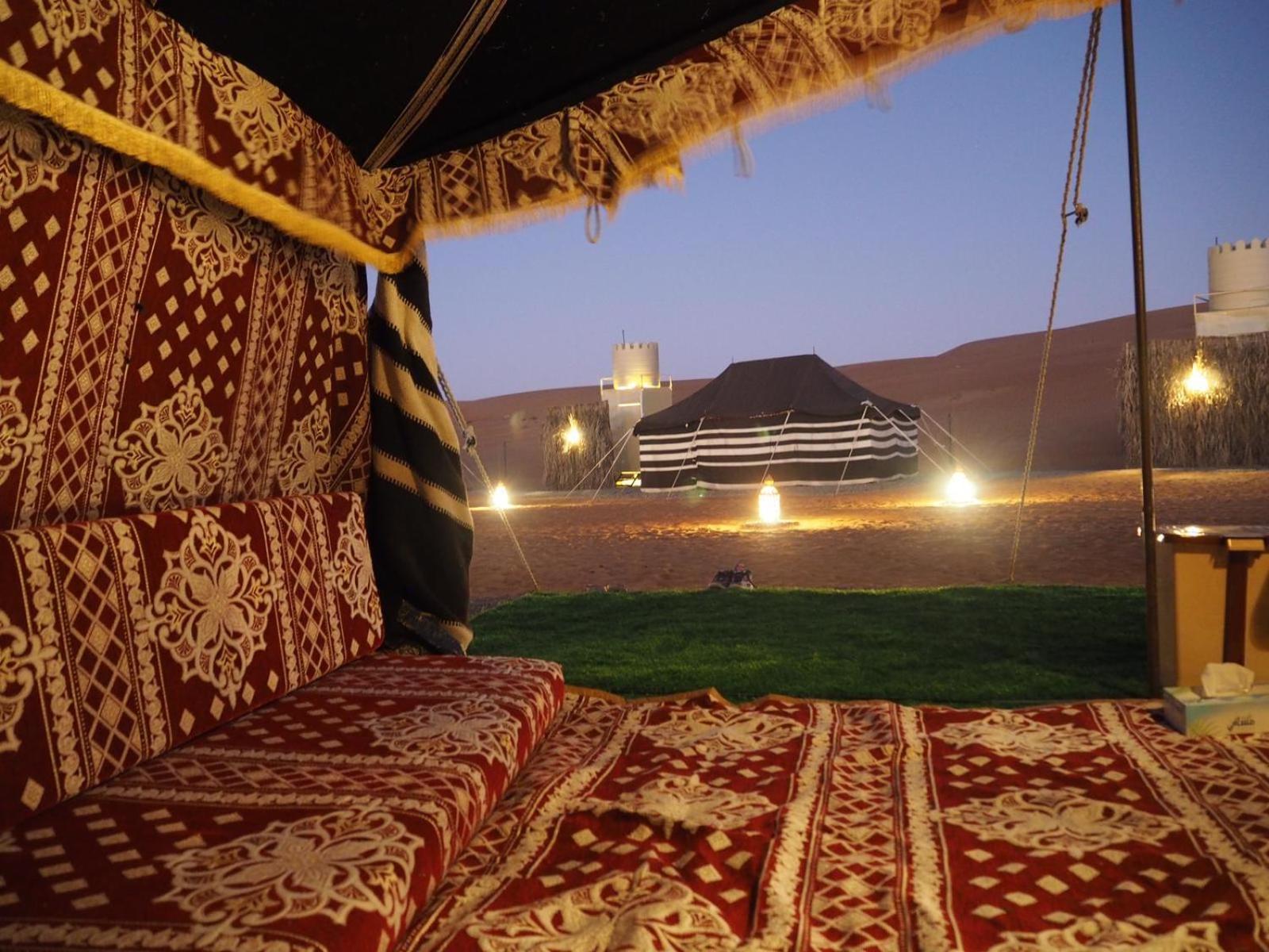 Crescent Desert Private Camp Shahiq Bilik gambar