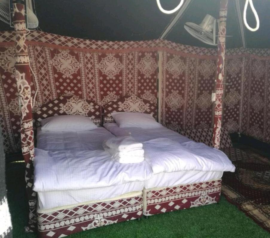 Crescent Desert Private Camp Shahiq Luaran gambar