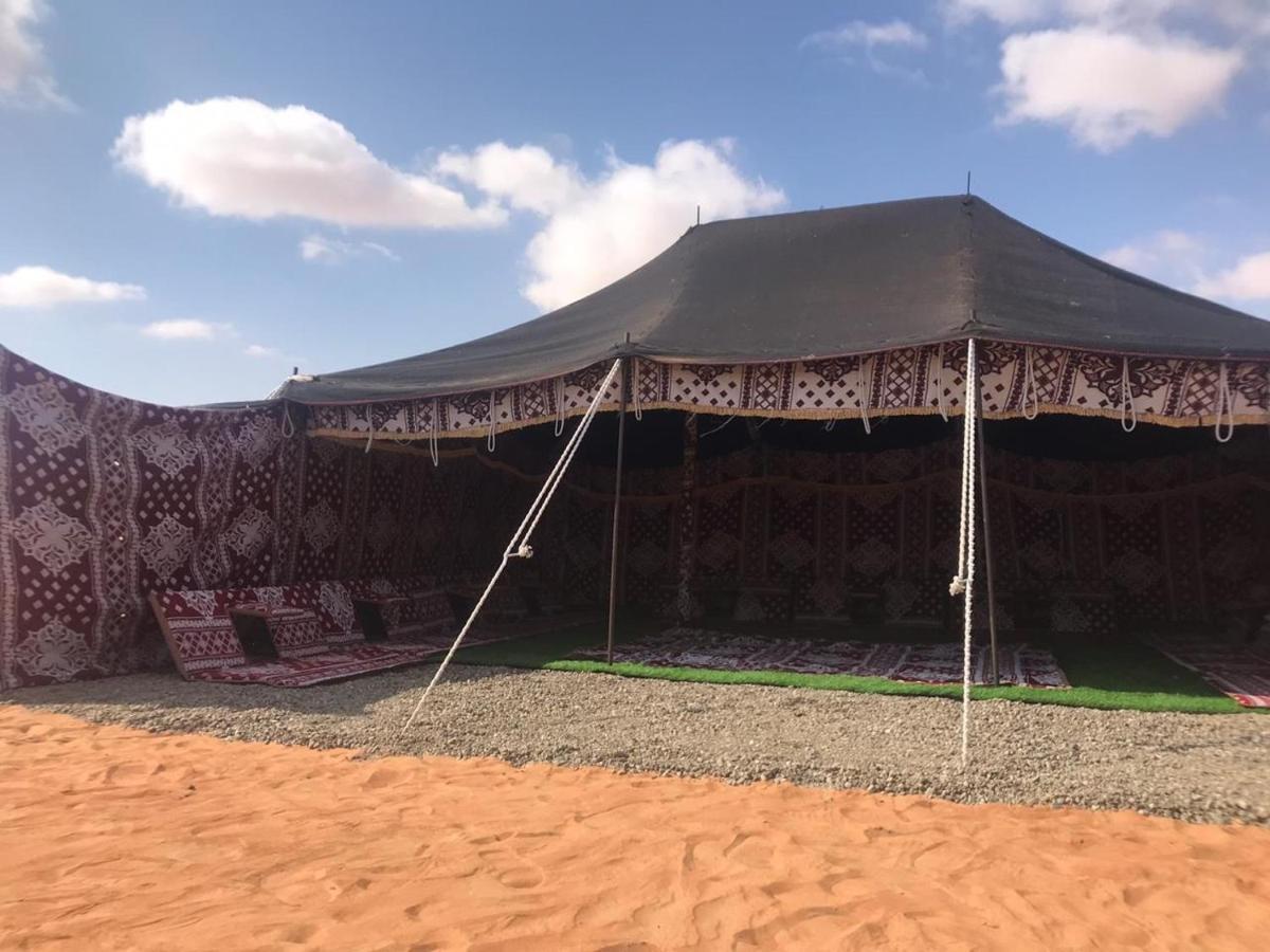 Crescent Desert Private Camp Shahiq Luaran gambar