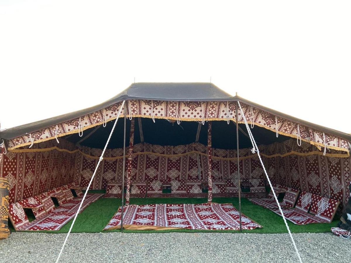 Crescent Desert Private Camp Shahiq Luaran gambar
