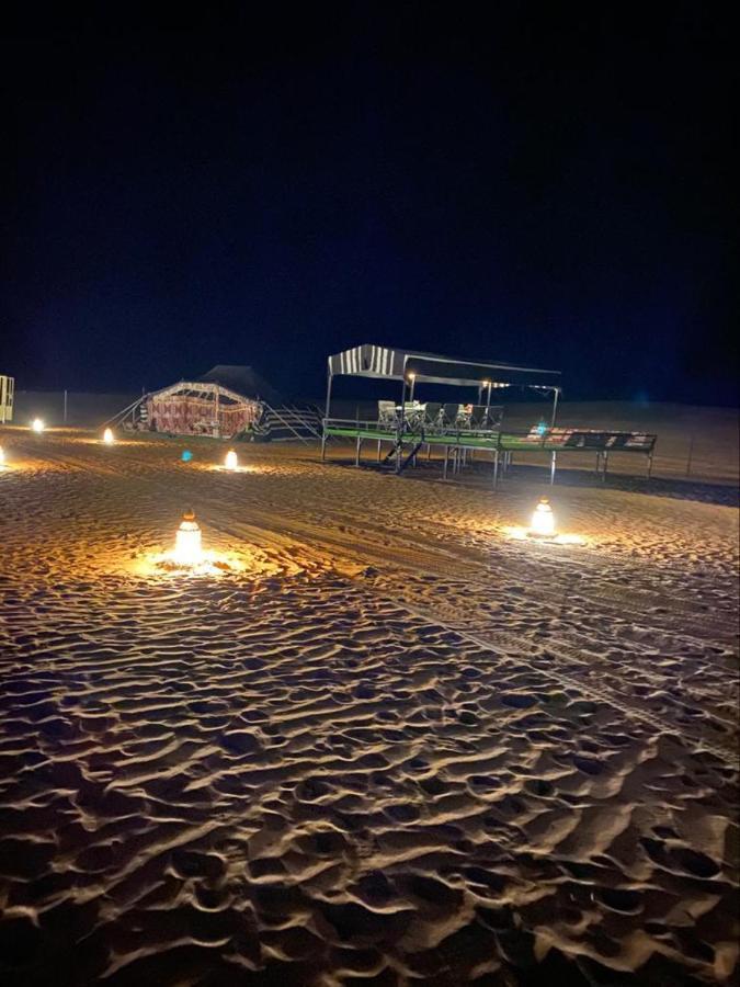 Crescent Desert Private Camp Shahiq Luaran gambar